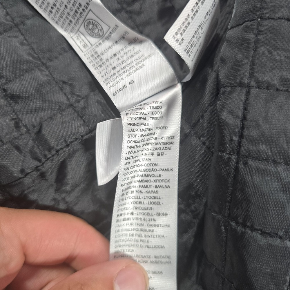 Levi's Premium Jacket Womens Medium Black Sherpa Collar Quilted Lined Workwear - Picture 6 of 13